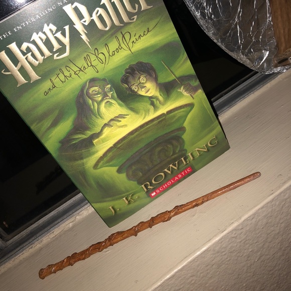 Handmade Harry Potter Wand🧙🏼♀️ Hermione’s Wand - Picture 2 of 3